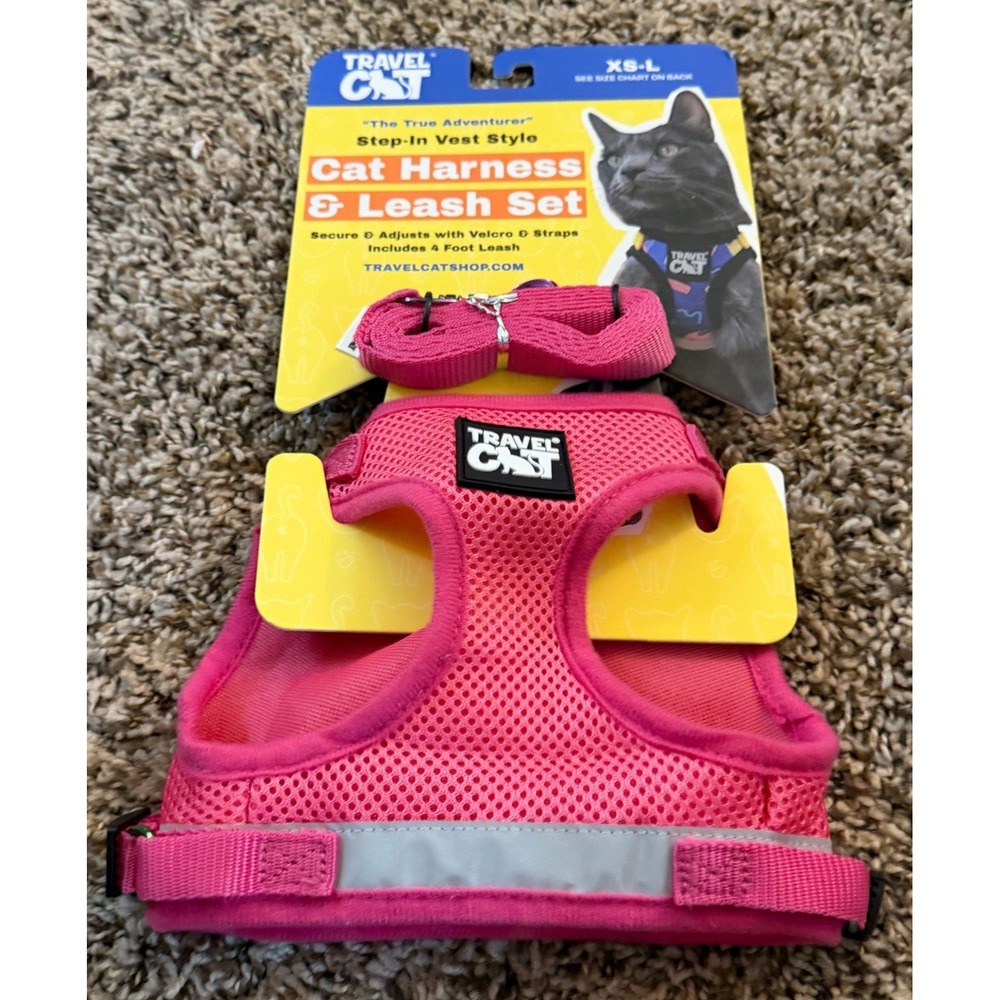 Travel Cat The Adventurer Cat Harness (Pink) Harness & Leash Set Medium (NWT)